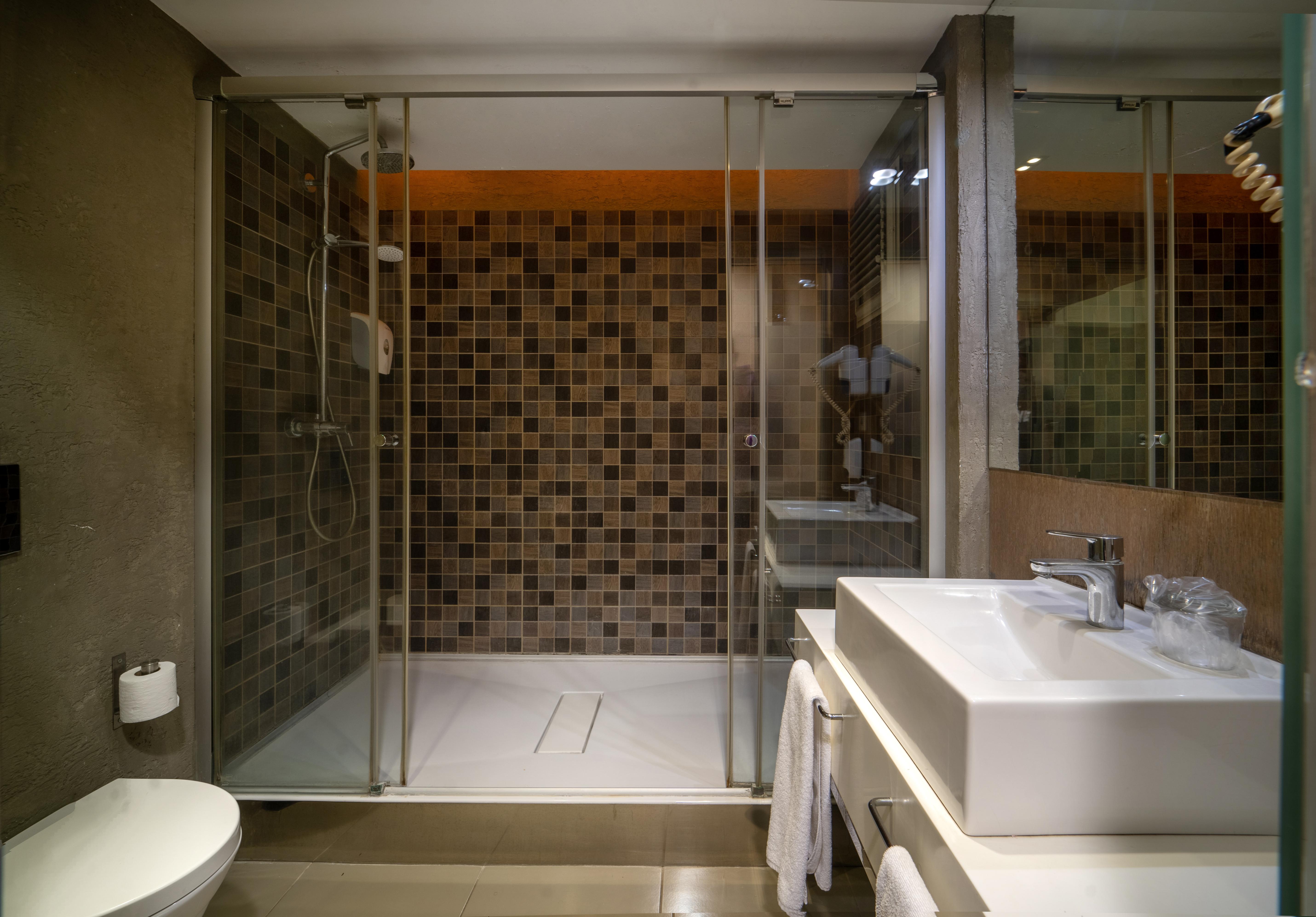 The New Zeybek Hotel